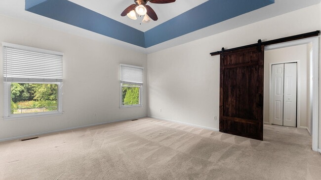 Building Photo - 9069 Emerson Dr