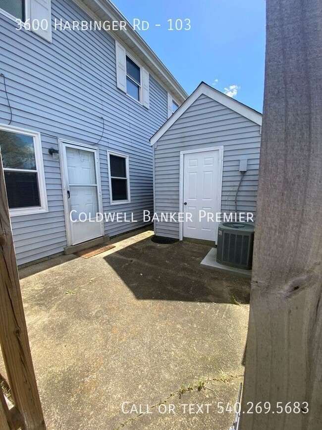 Building Photo - 3600 Harbinger Rd