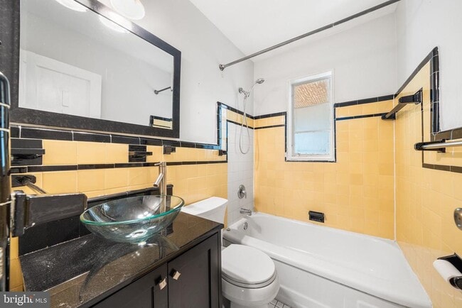 Building Photo - 3924 Taney Ave