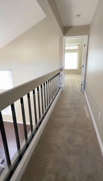 Building Photo - 2126 Shoreview Pl
