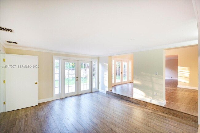 Building Photo - 5451 SW 80th St