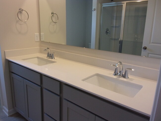 Building Photo - Recently Constructed 3 Bedroom 2 1/2 Bath Home in Walkers Mill
