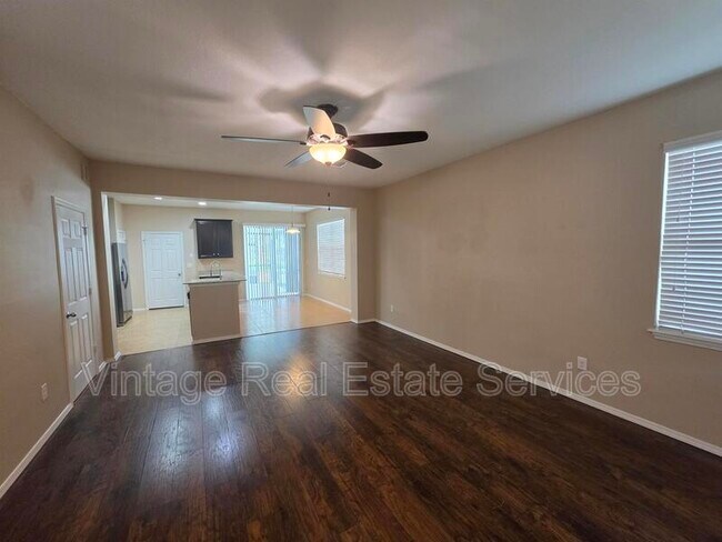 Building Photo - 9209 English Oaks Ln