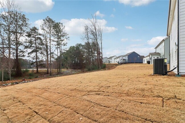 Building Photo - 2072 Buice Lake Pkwy