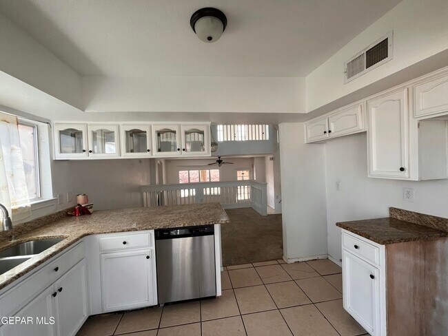 Building Photo - 6105 Pecan Park Pl