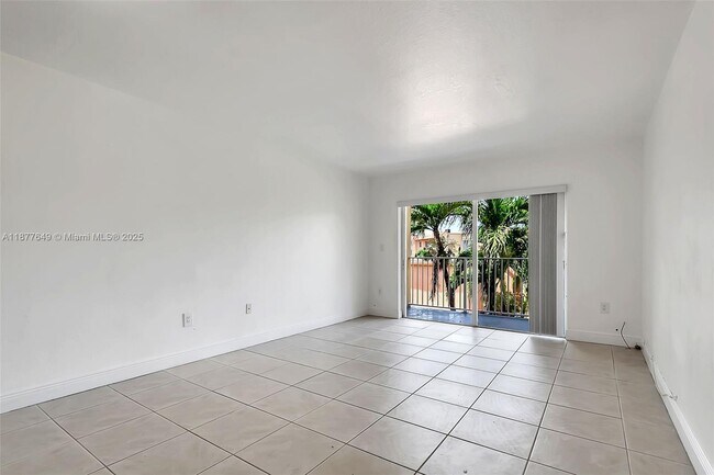 Building Photo - 5000 NW 79th Ave