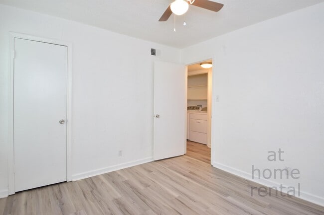 Building Photo - 6601 S Zunis Ave