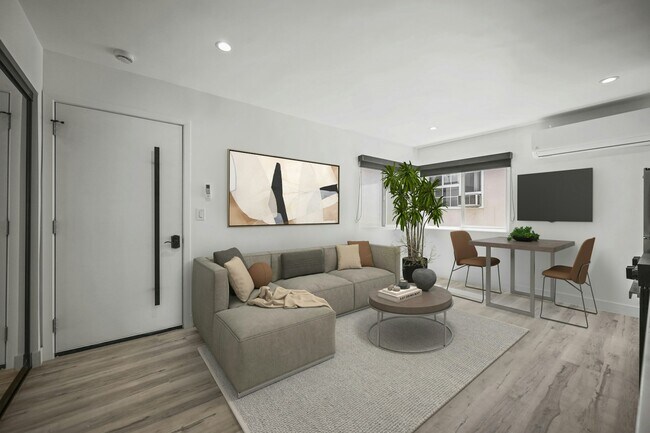 Building Photo - 111 Normandie Ave