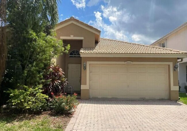 Primary Photo - Exceptional Rental Opportunity 3 beds 2 ba...