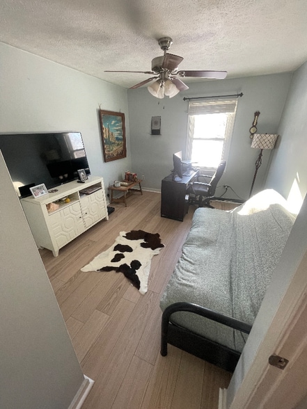 Building Photo - 2271 Sunburst Rd