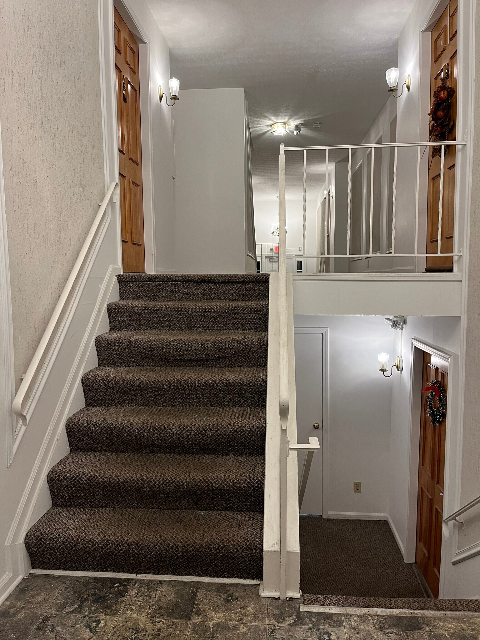 Building Photo - 1440 Slade Ave