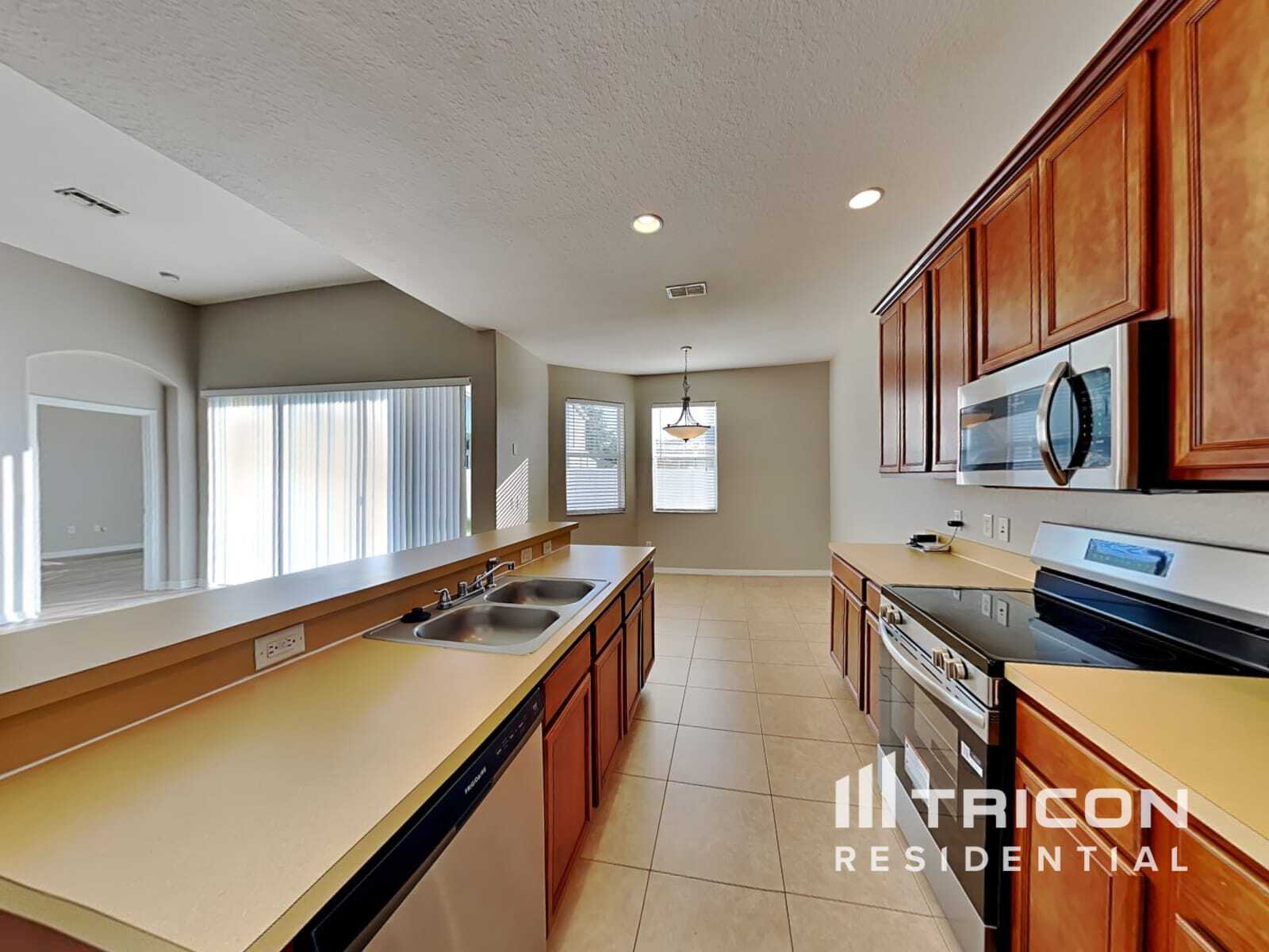 Building Photo - 15402 Pepper Pine Ct