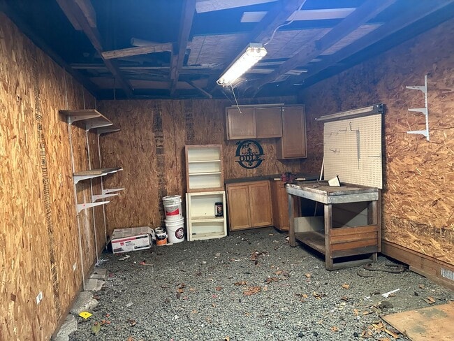 Building Photo - Charming 3 bed 1 bath house in a great a n...