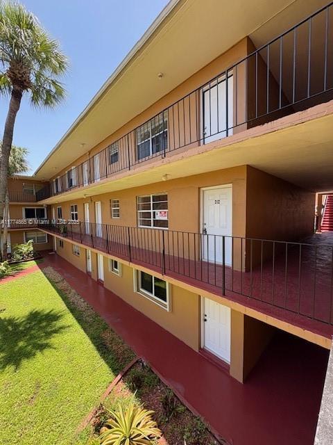 Building Photo - 1230 W 54th St