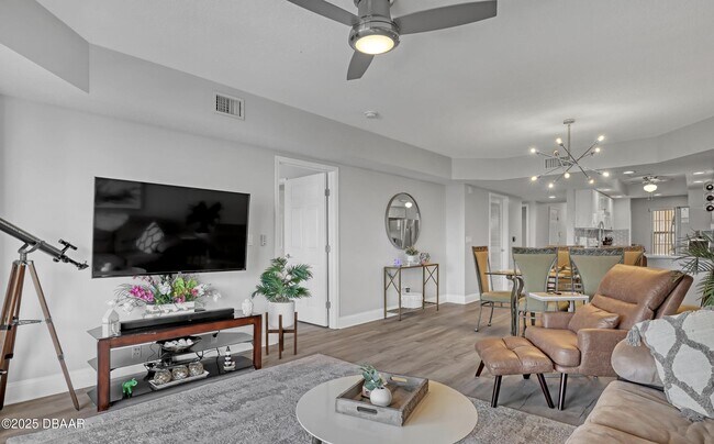 Building Photo - 4670 Links Village Dr