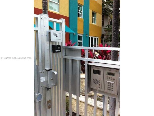Building Photo - 1308 Drexel Ave