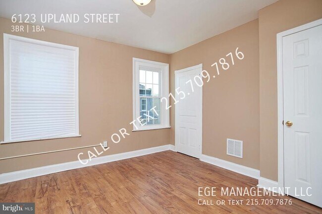 Building Photo - BEAUTIFUL 3 bed HOME w/ Large Backyard & L...