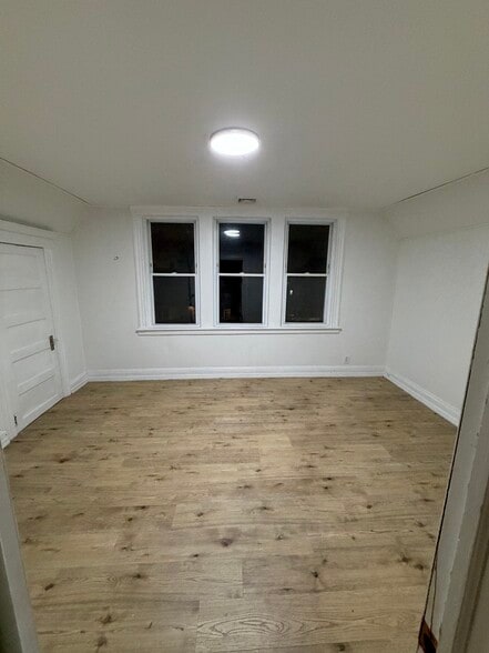 Building Photo - 575 Market St