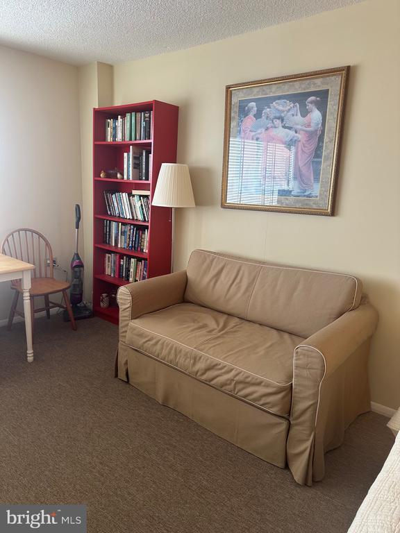 Building Photo - 3939 Roland Ave