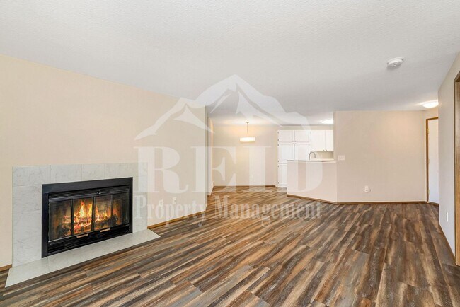 Building Photo - Water view 4 plex close to Silverdale and Public Transportation.