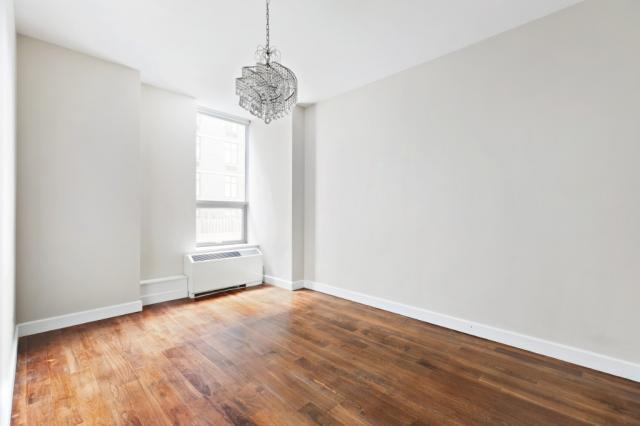 Building Photo - 2 bedroom in Long Island City NY 11101