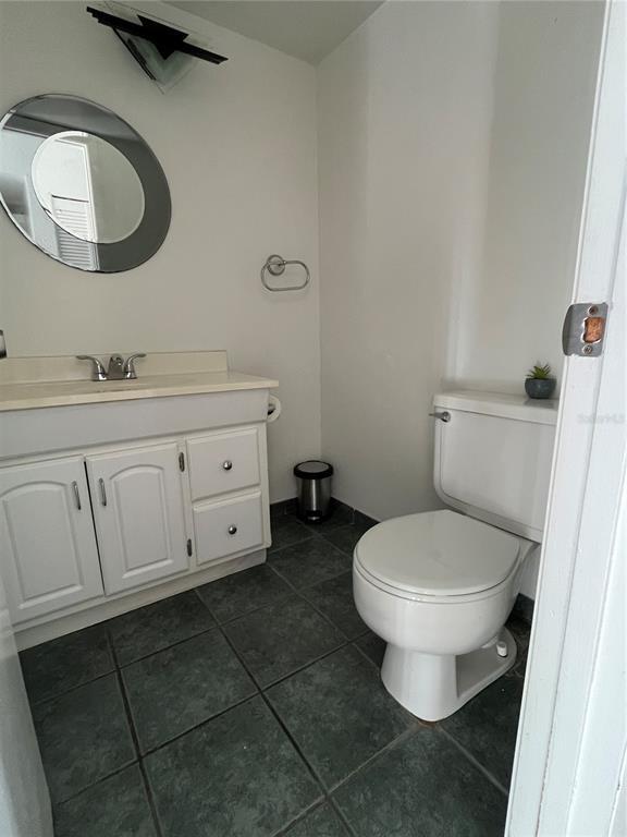 Building Photo - 4023 Henley Rd