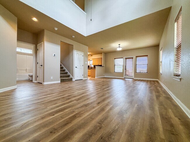 Building Photo - 1908 Tanger Ter