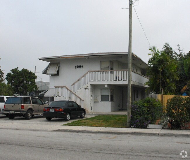 2009 Fillmore St 2009 Fillmore St Hollywood FL 33020 Apartment Finder