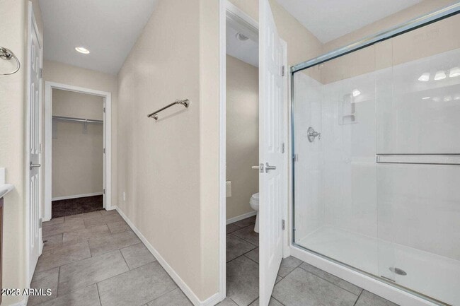 Building Photo - 3639 W Thalia Ct