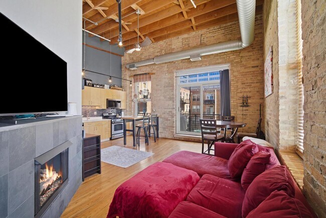 Building Photo - 417 S Jefferson St