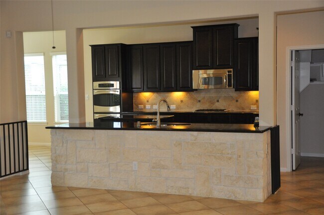 Building Photo - 8161 Tranquil Lake Way