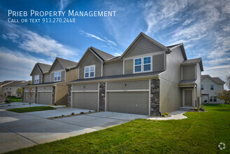 Building Photo - Reserve Townhome - Available April 10th