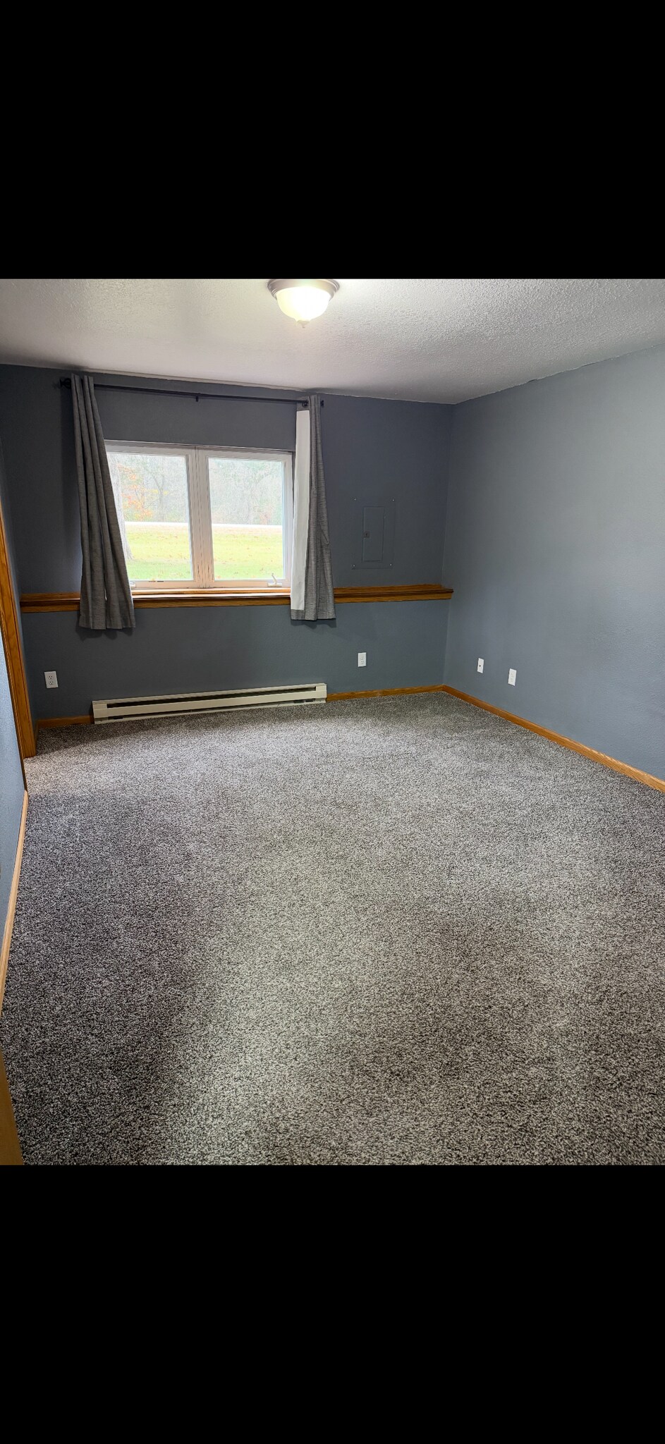 Building Photo - W6527 Woodhaven Cir