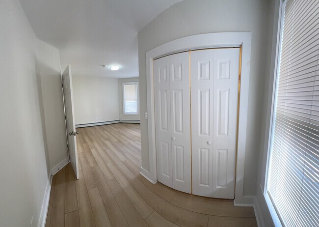 Primary Photo - 706 George St