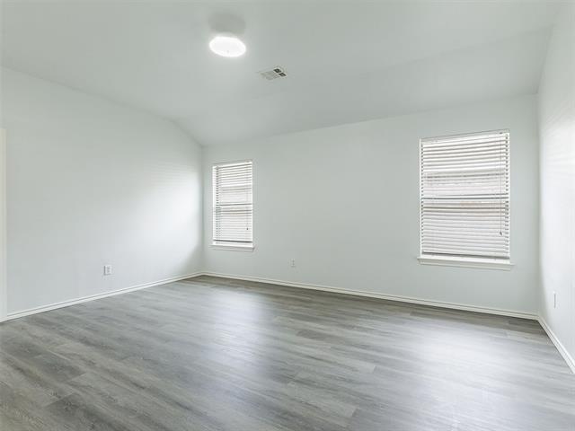 Building Photo - 4700 Brighton Dr