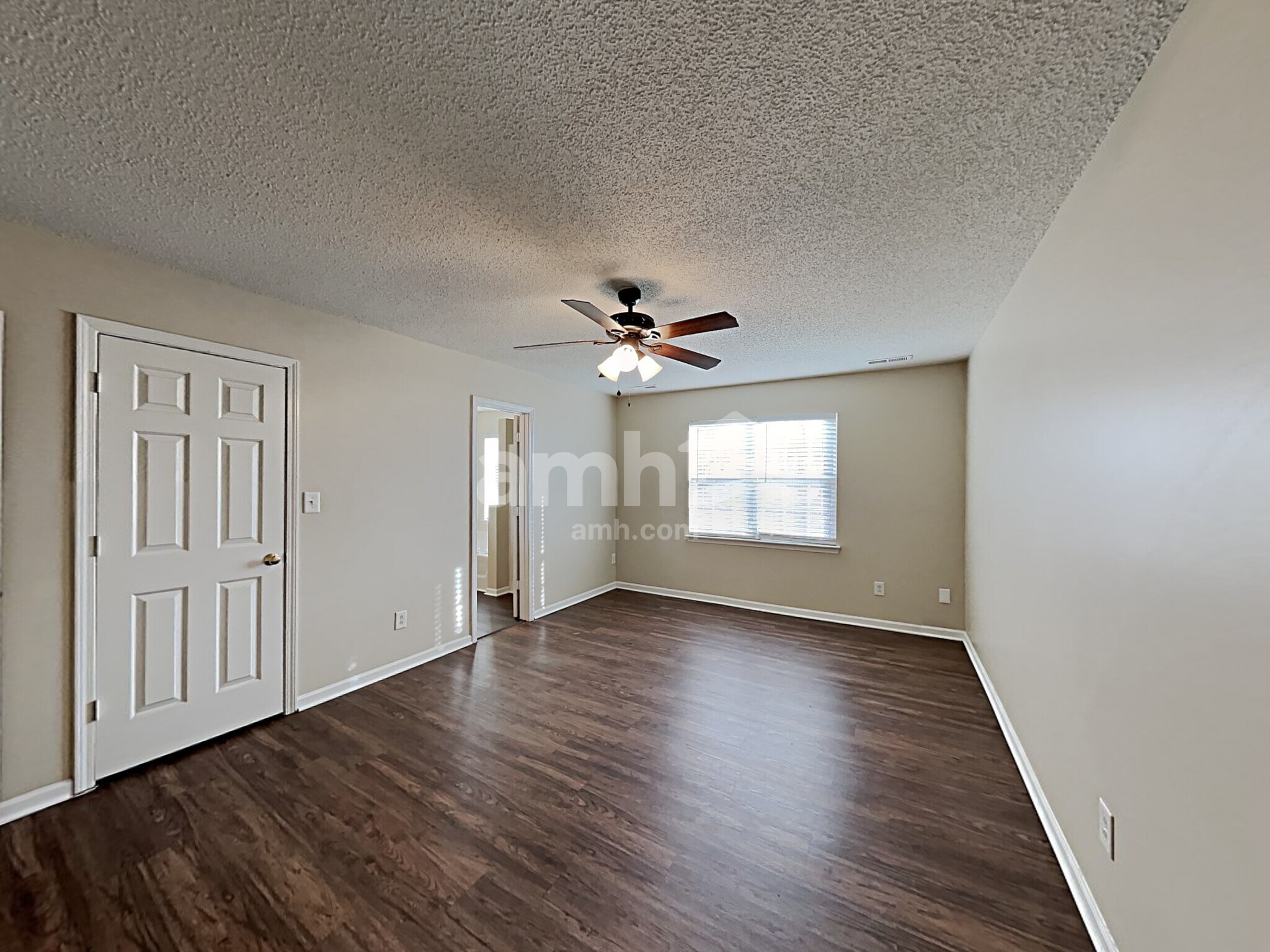 Building Photo - 2922 Cripple Creek Ct