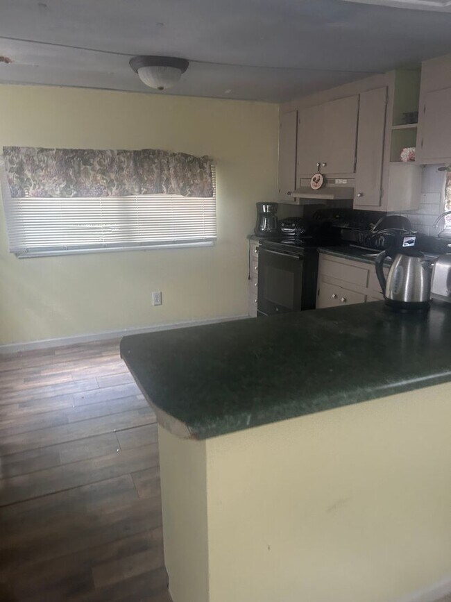 Building Photo - Rental in Hepzibah