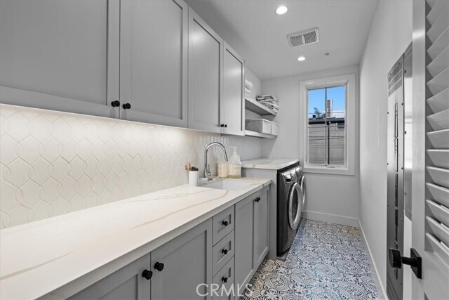 Building Photo - 441 34th St