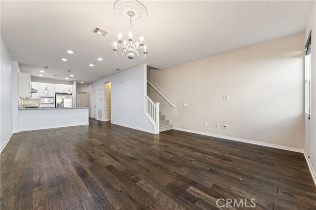 Building Photo - 1528 W Artesia Square