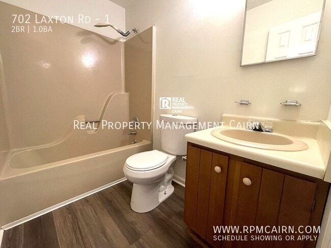 Building Photo - 702 Laxton Rd