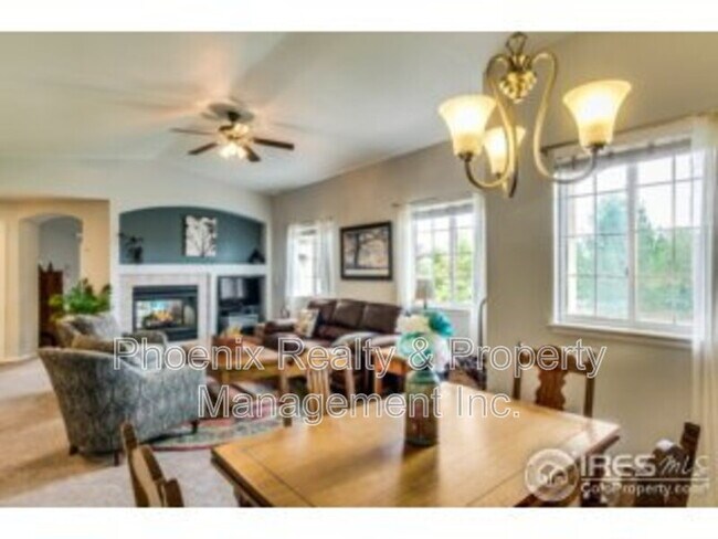 Building Photo - 1703 Whitehall Dr