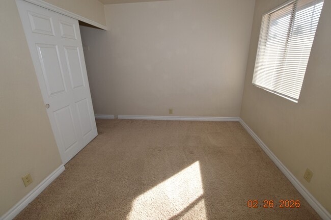 Building Photo - 4340 Sandy River Dr