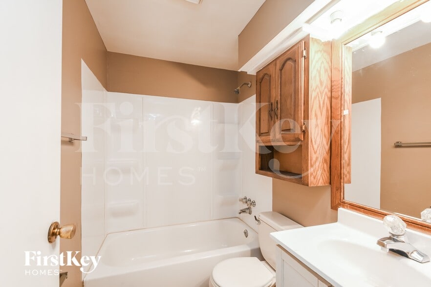 Building Photo - 2604 Morning Star Dr