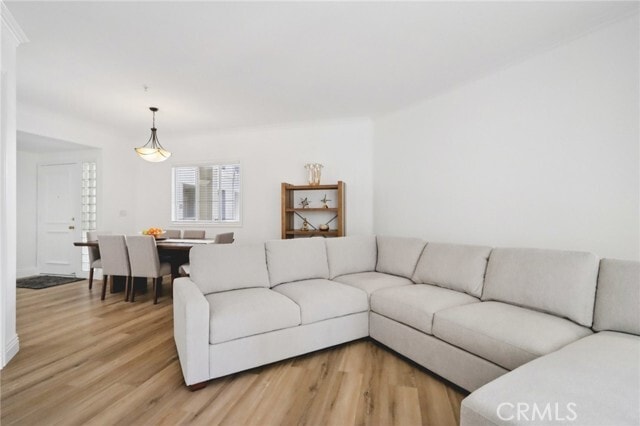 Building Photo - 2253 Martin