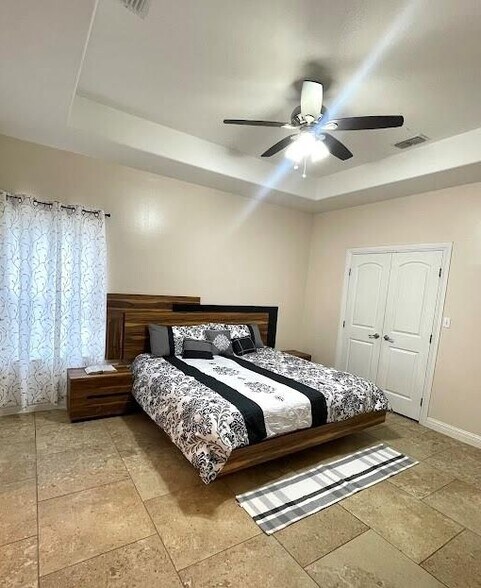 Building Photo - 1849 Utb Ln