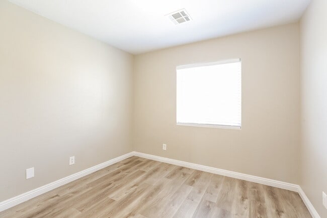 Building Photo - 7706 Unicorn Tapestry Ct