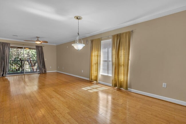Building Photo - 4274 Calinda Ln