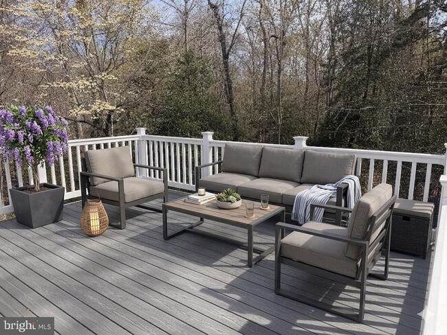 Building Photo - 420 Council Bluffs Ct