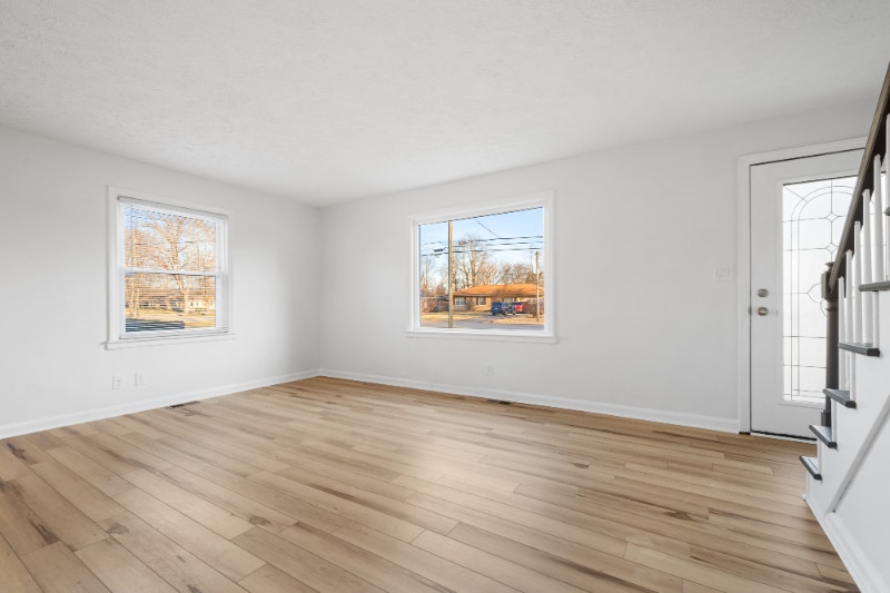 Building Photo - 6508 South Dr