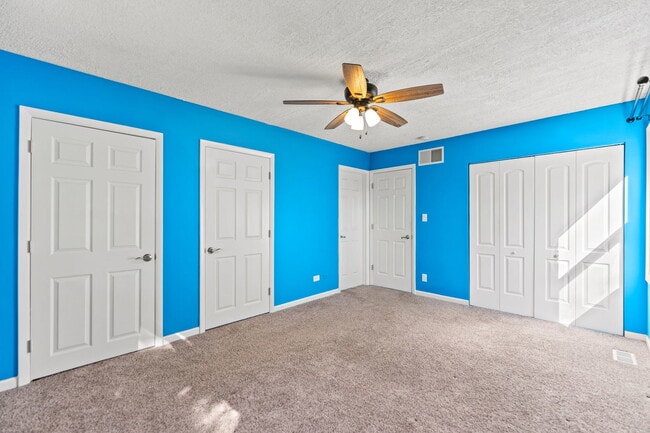 Building Photo - 147 Majestic Dr